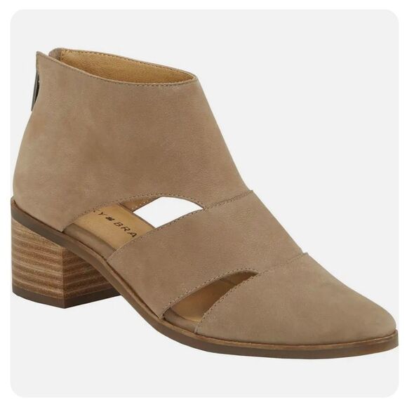 NWT Lucky Brand Cutout Booties LK-Ralwan dove barclay size 6 medium - Picture 1 of 8